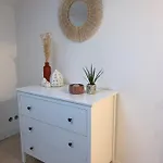 Renove Et Moderne Au Sacre Coeur Apartament *