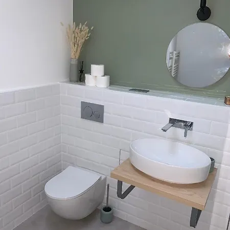 Renove Et Moderne Au Sacre Coeur Apartman