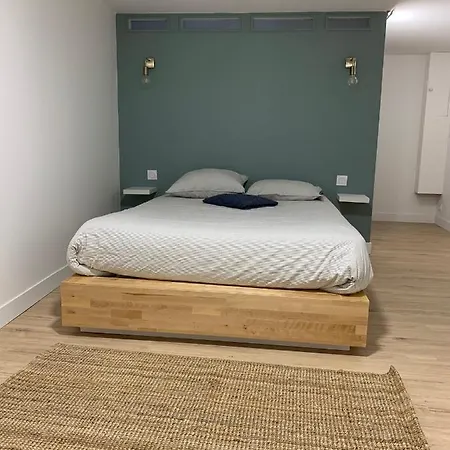 Apartman Renove Et Moderne Au Sacre Coeur *